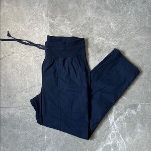 Lululemon studio joggers​